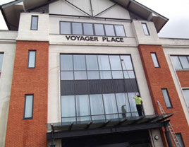 seymour-commercial-window-cleaning